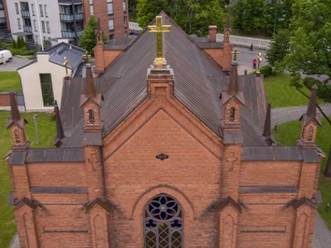 Finlaysonin kirkon kuparikatto Tampereella